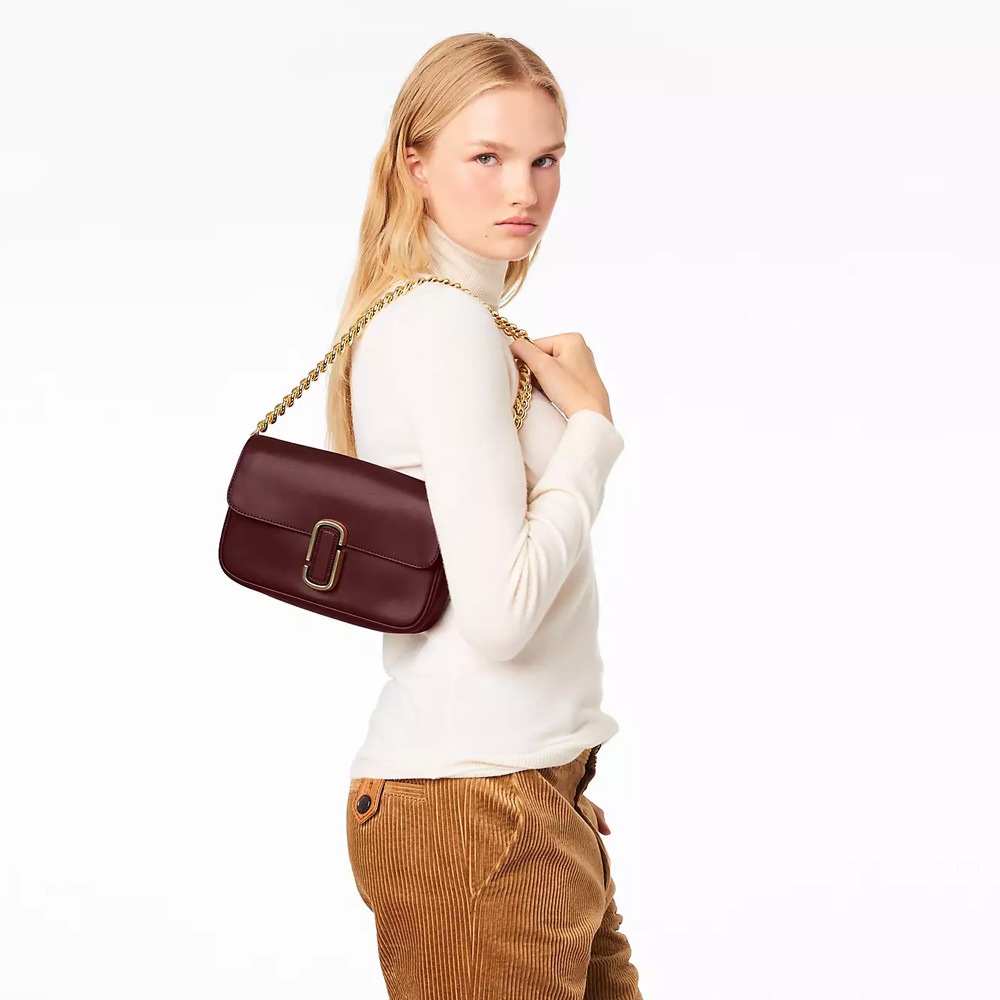 СУМКА THE J MARC SHOULDER BAG CHIANTI