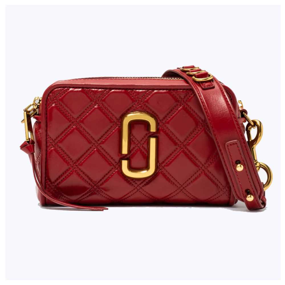 СУМКА MARC JACOBS THE QUILTED SOFTSHOT 21 BERRY