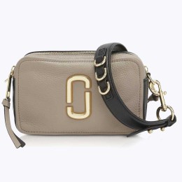 СУМКА MARC JACOBS THE SOFTSHOT 21 CEMENT/BLACK