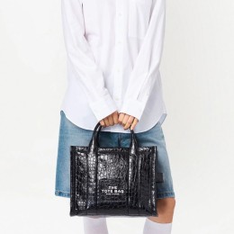 СУМКА MARC JACOBS THE MEDIUM CROC-EMBOSSED TOTE BAG BLACK